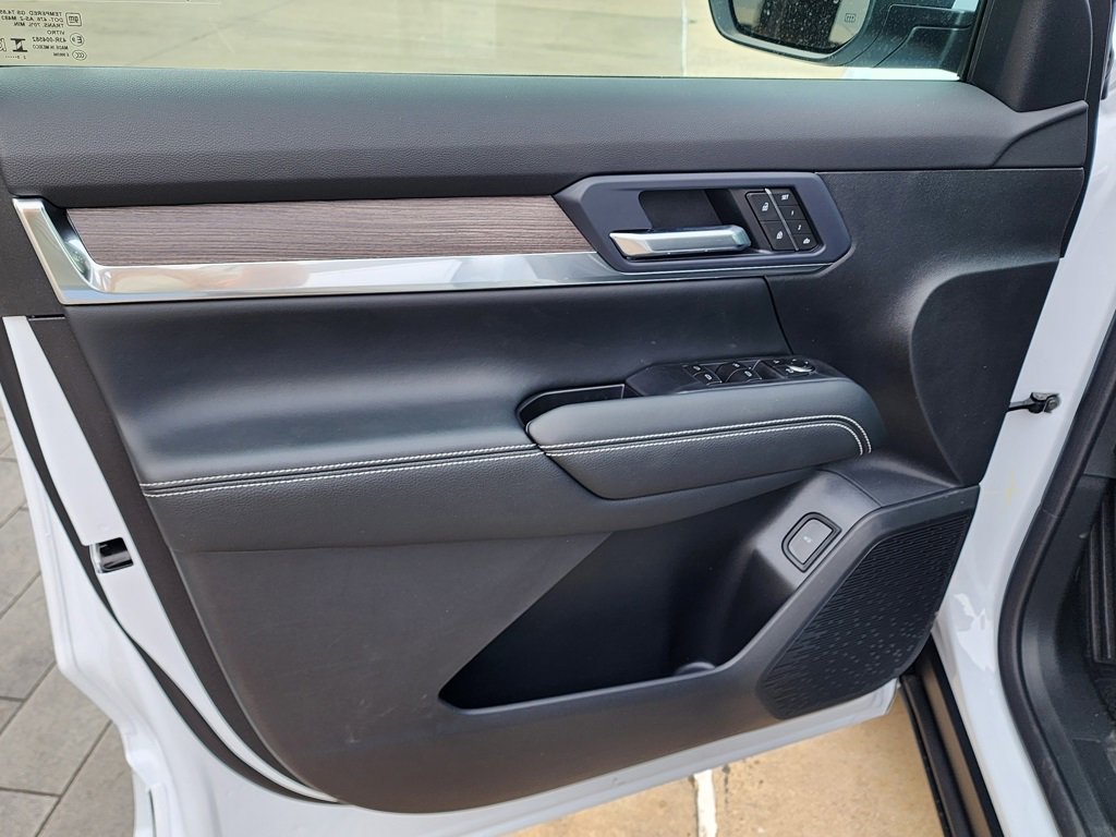 New 2026 GMC Terrain Denali image 13