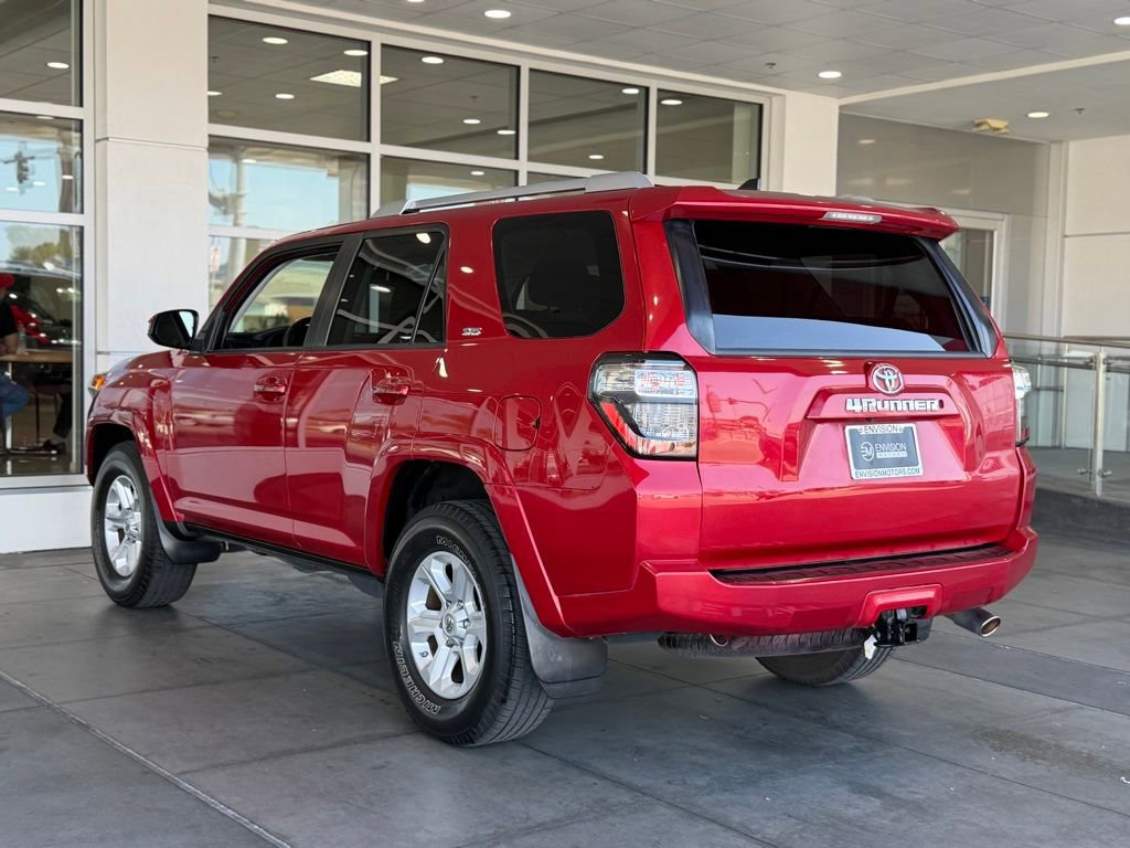 Used 2018 Toyota 4Runner SR5 RWD image 9