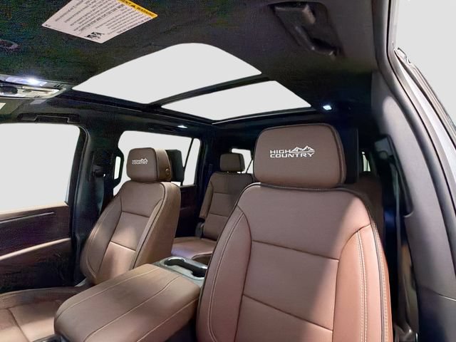 New 2026 Chevrolet Suburban High Country AWD/4WD image 21