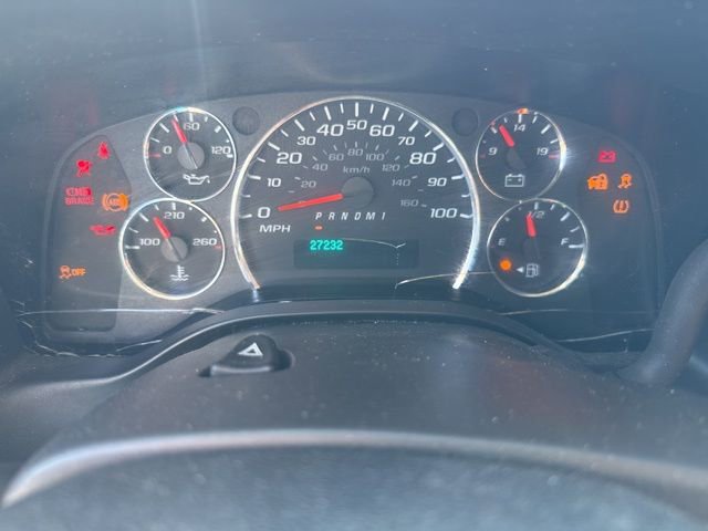 Used 2023 Chevrolet Express 2500 w/ Driver Convenience Package RWD image 14