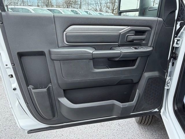 New 2025 RAM 5500 Tradesman image 15