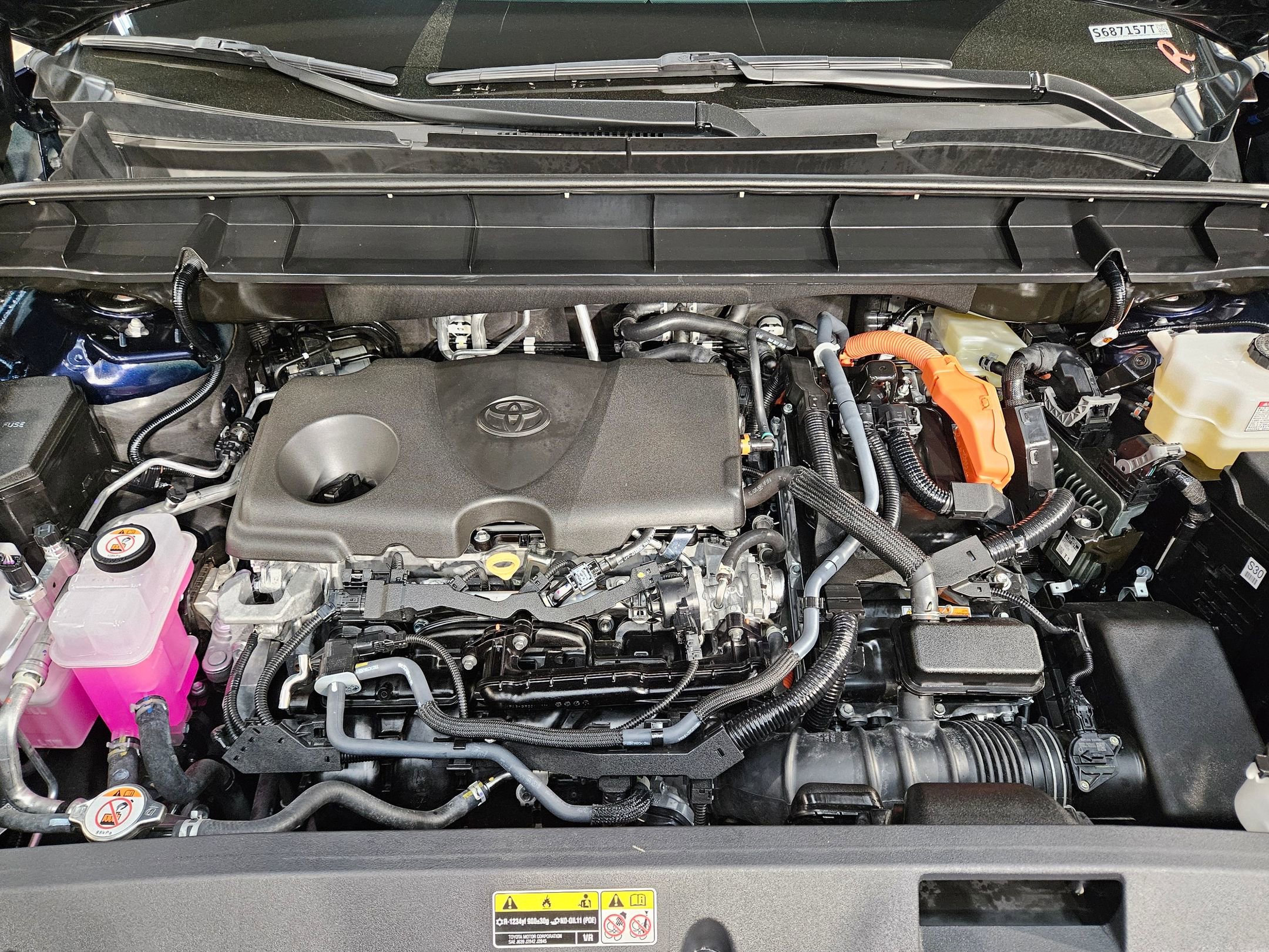 Certified 2025 Toyota Highlander Platinum image 19