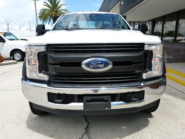 Used 2018 Ford F550 2WD Regular Cab Super Duty image 7