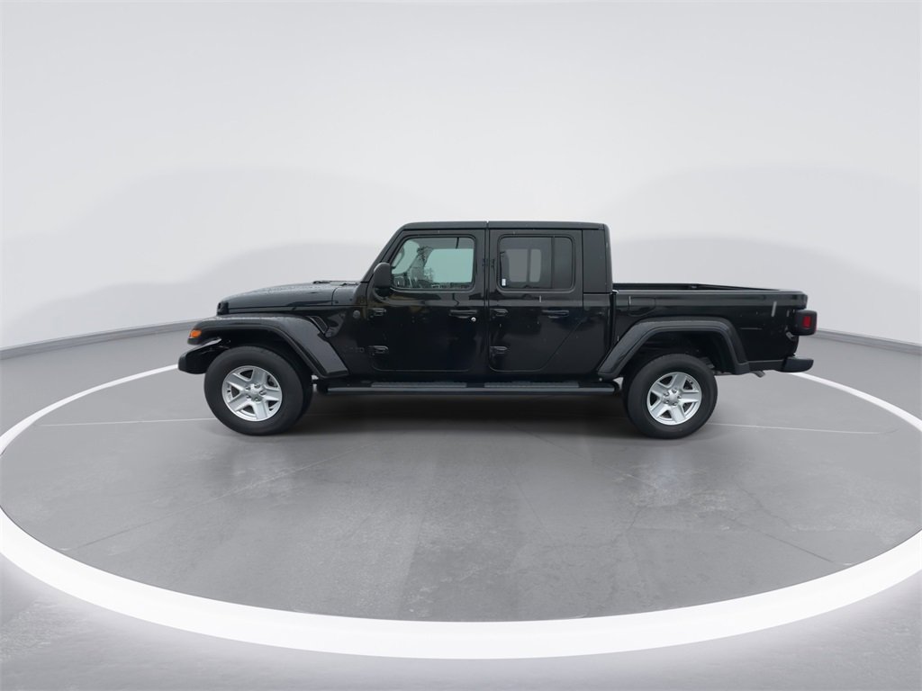 Used 2023 Jeep Gladiator Sport image 5