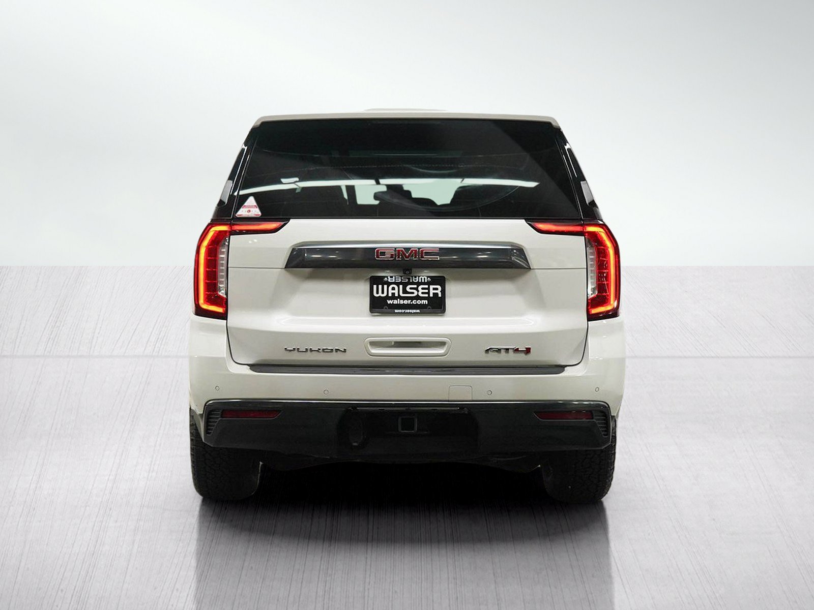 Used 2021 GMC Yukon AT4 w/ AT4 Premium Plus Package AWD/4WD image 4
