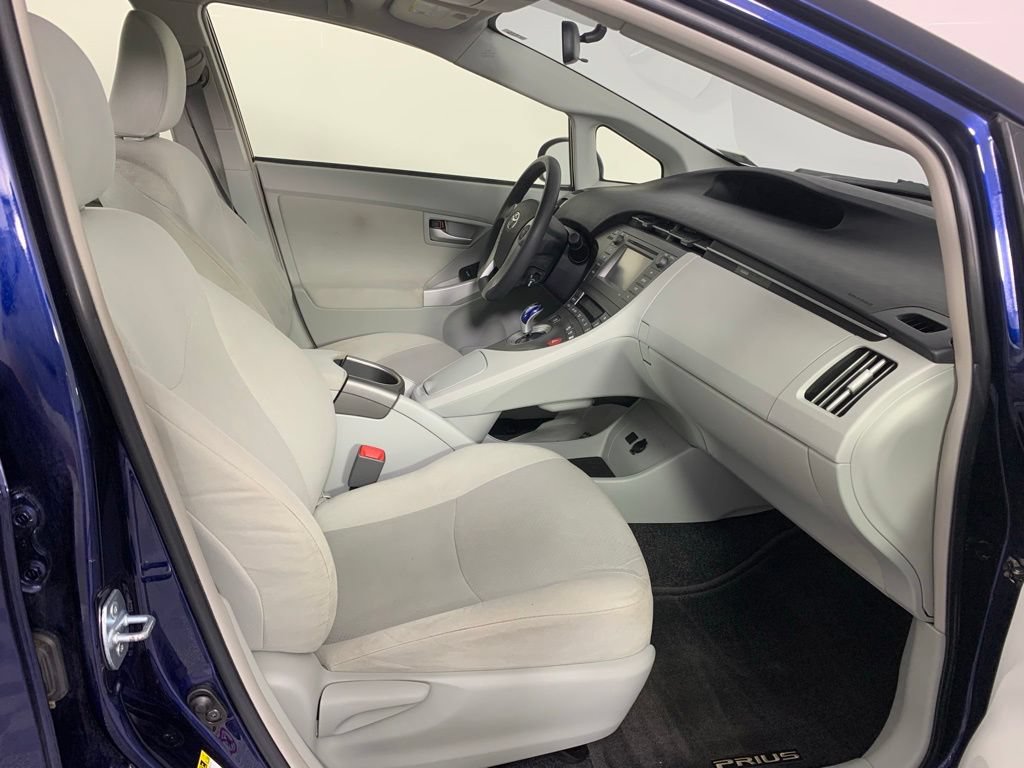 Used 2012 Toyota Prius Two FWD image 17