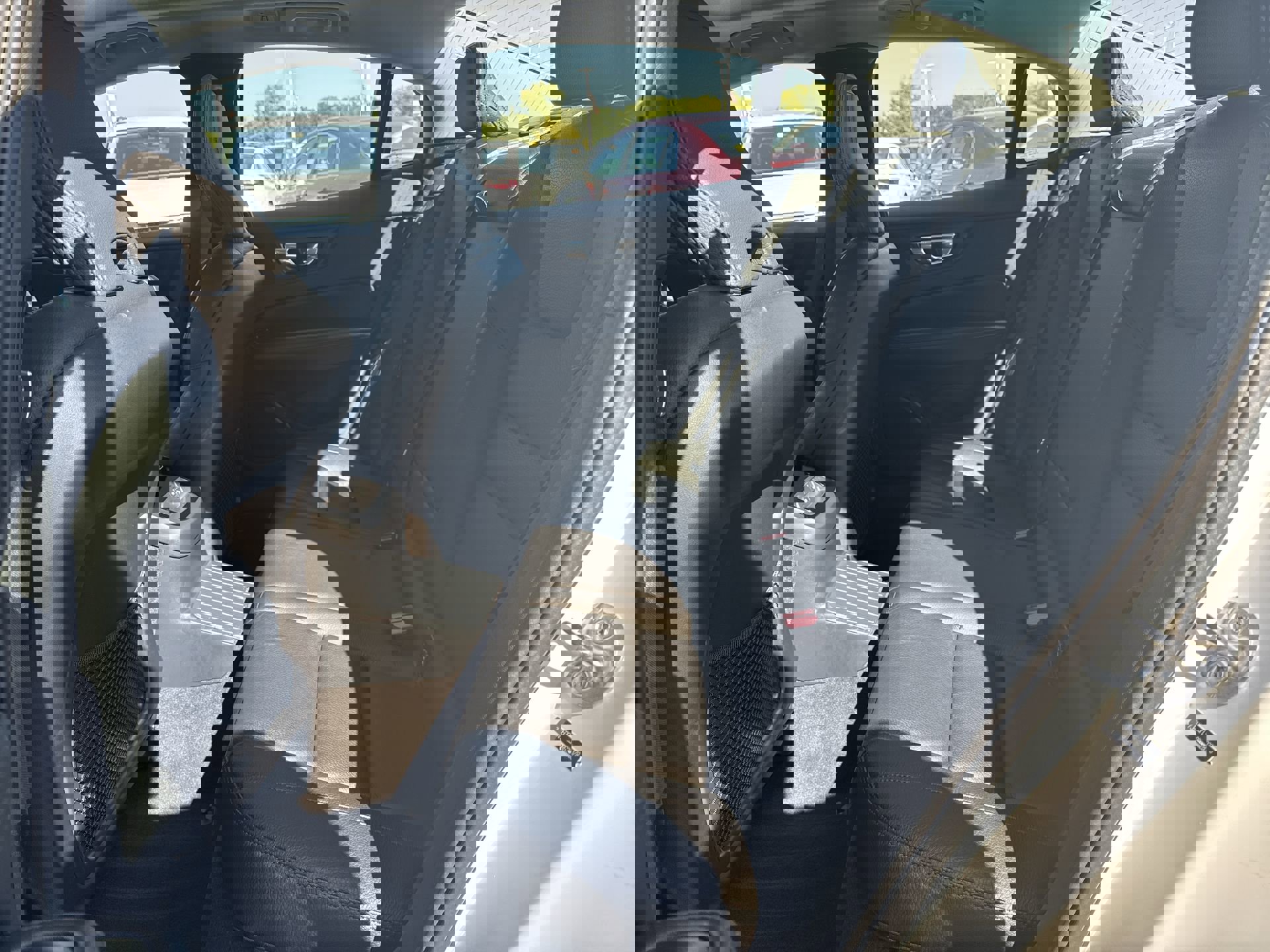 Used 2024 Volvo S60 T8 Plus w/ Climate Package image 24