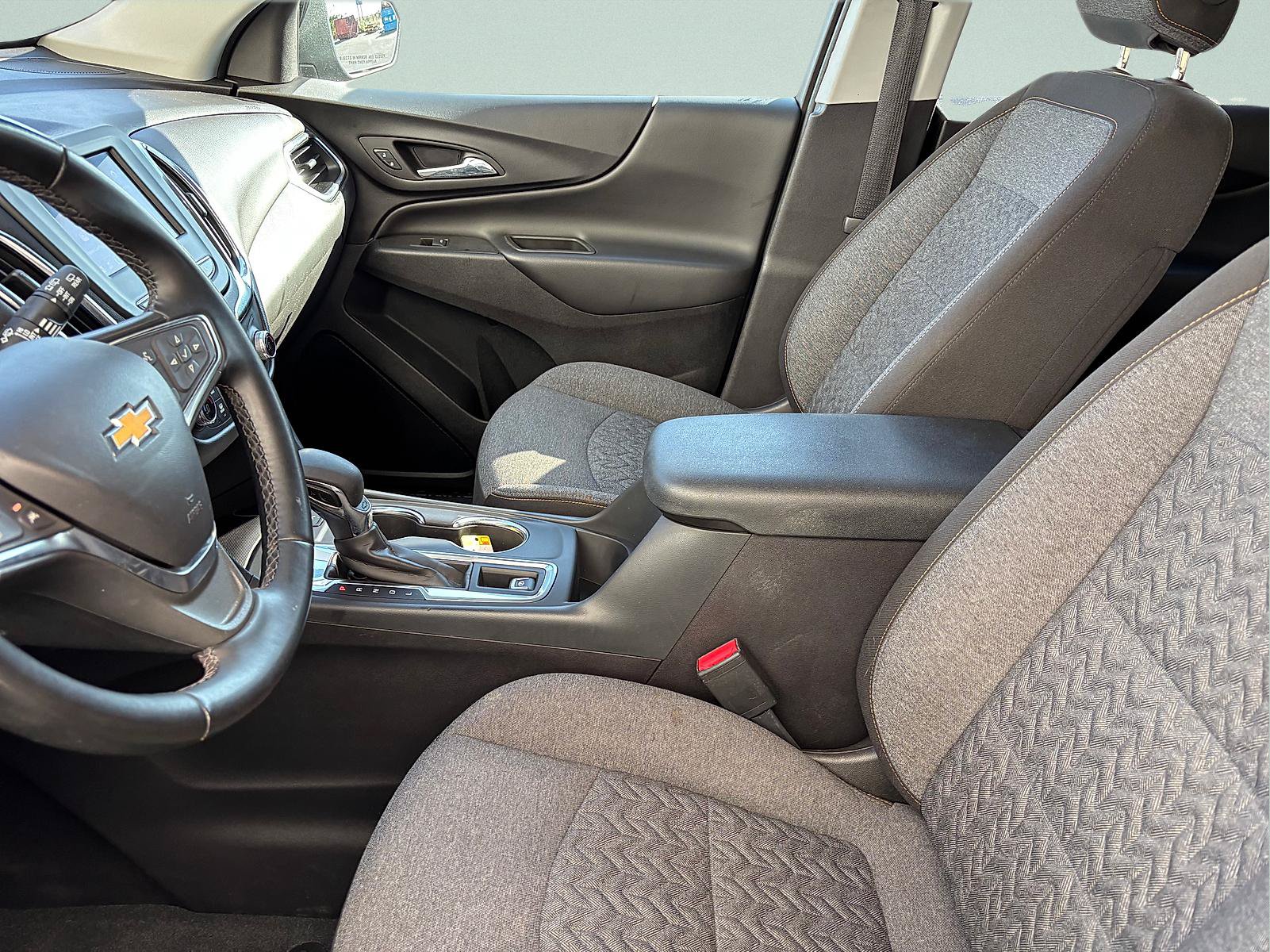 Used 2024 Chevrolet Equinox LT AWD/4WD image 17