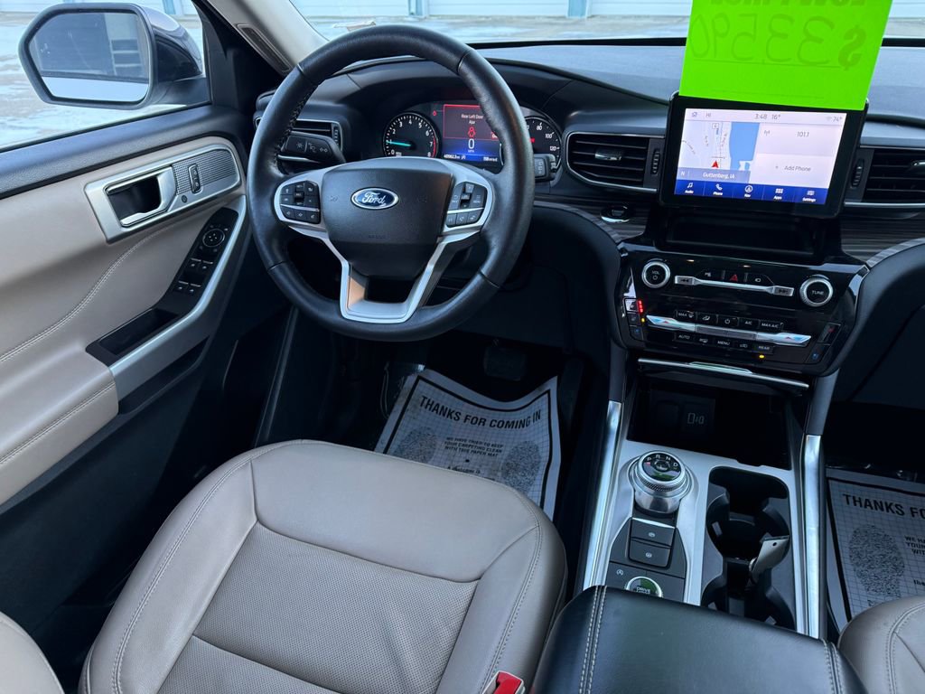 Used 2023 Ford Explorer Limited AWD/4WD image 26