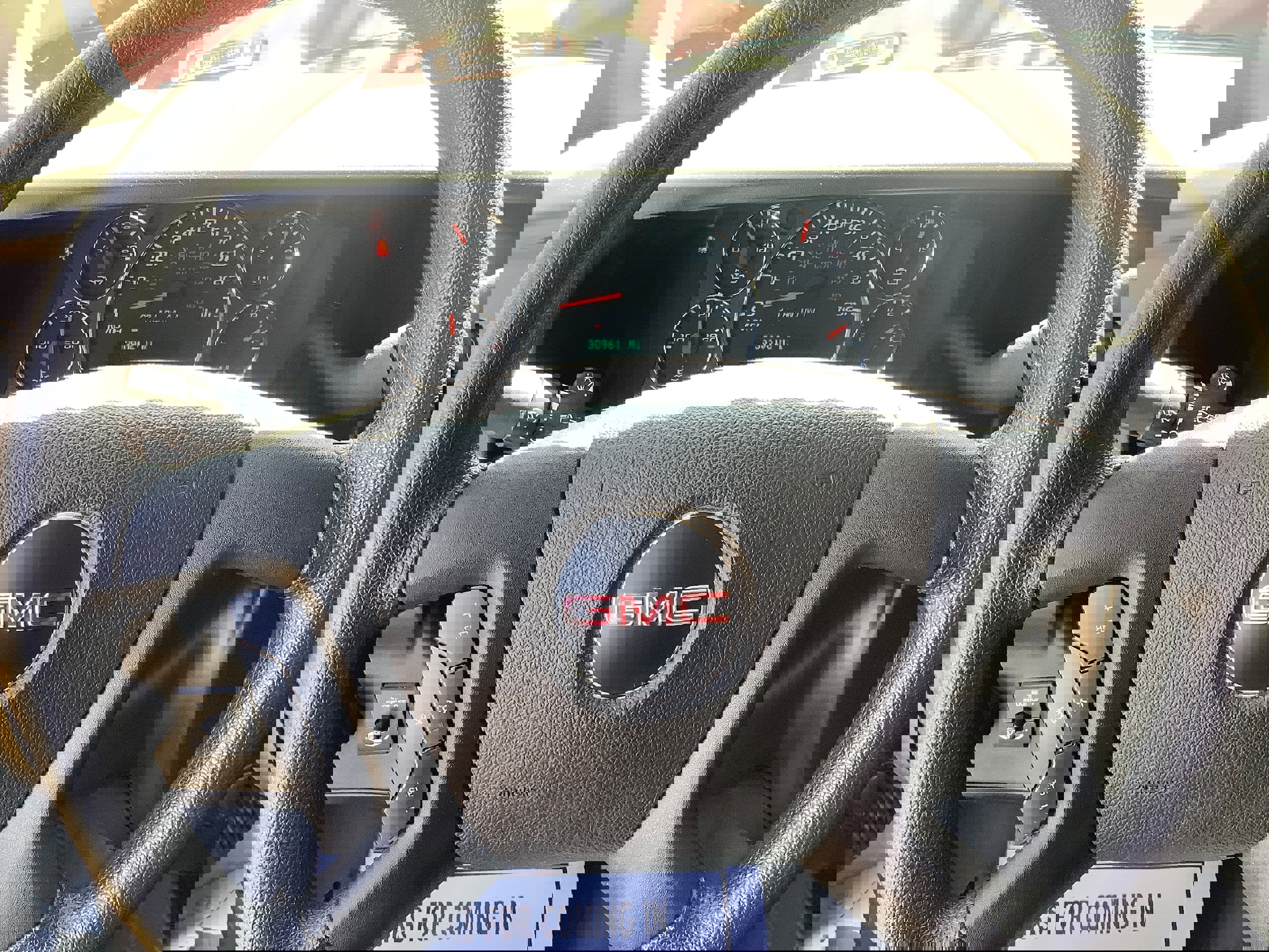 Used 2023 GMC Savana 2500 w/ Driver Convenience Package image 16