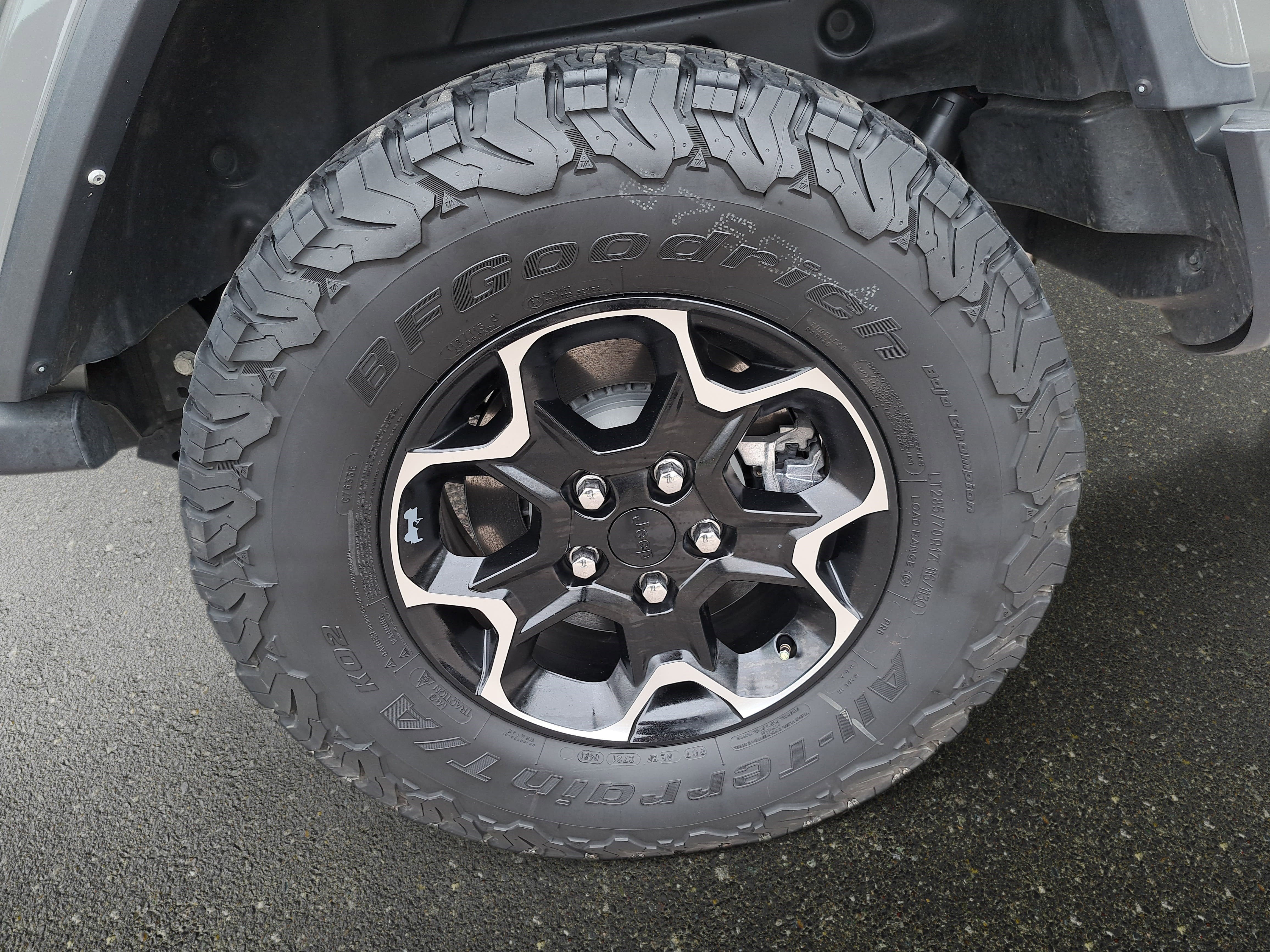 Used 2021 Jeep Wrangler Unlimited Rubicon 4xe w/ Steel Bumper Group image 32