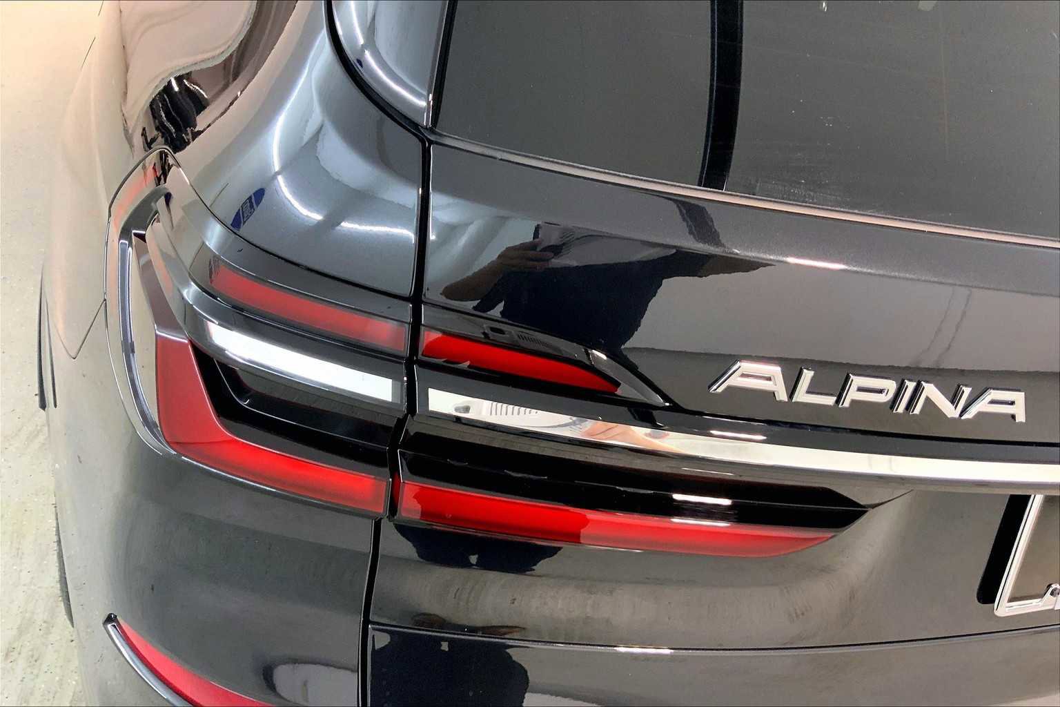 Used 2026 BMW ALPINA XB7 image 14