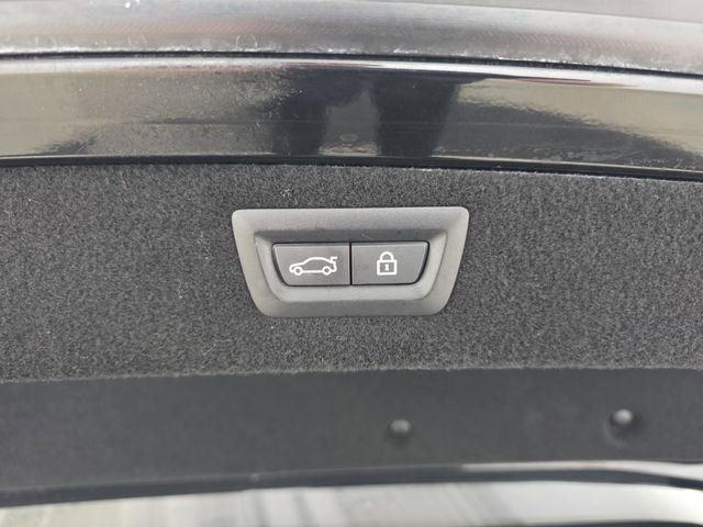 Used 2020 BMW M8 Convertible image 35