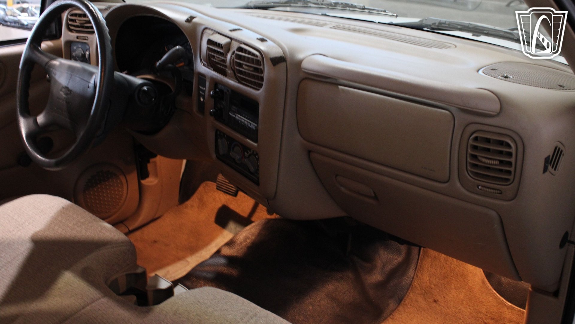 Used 1998 Chevrolet S10 Pickup 2WD Regular Cab image 8