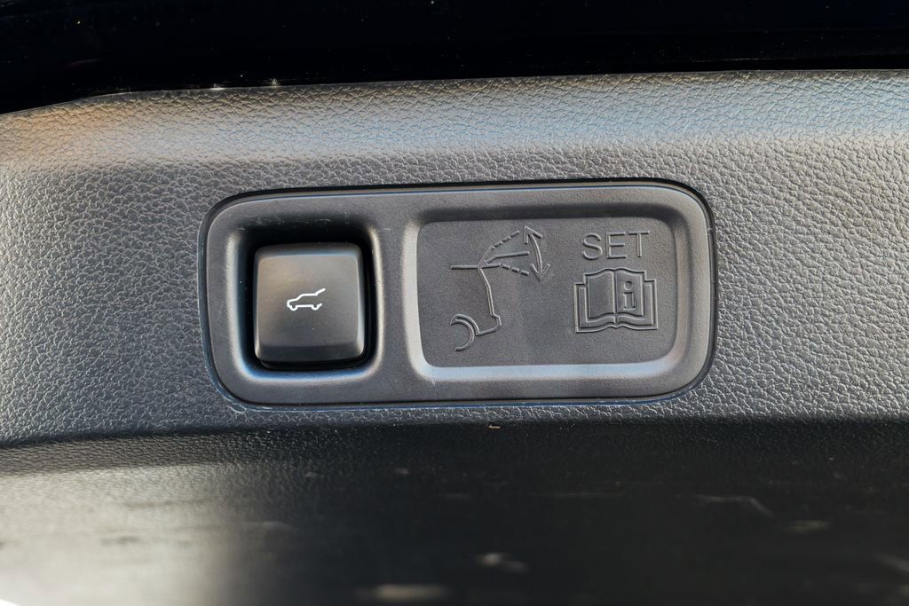 Used 2024 Ford Expedition XLT image 57