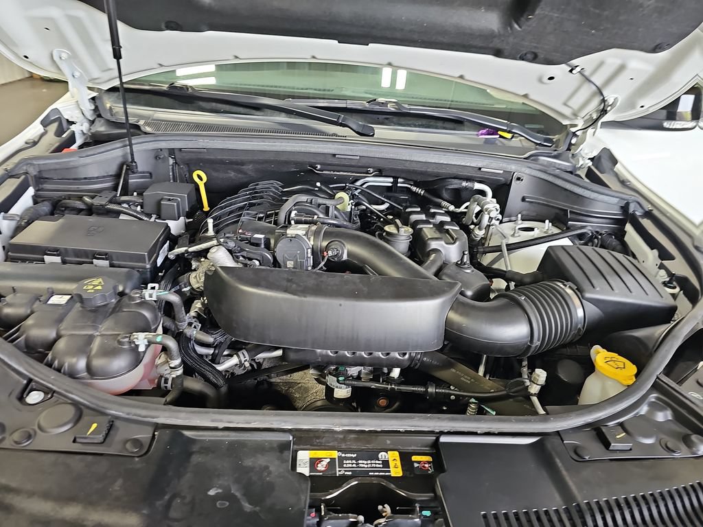 Used 2023 Dodge Durango GT AWD/4WD image 31