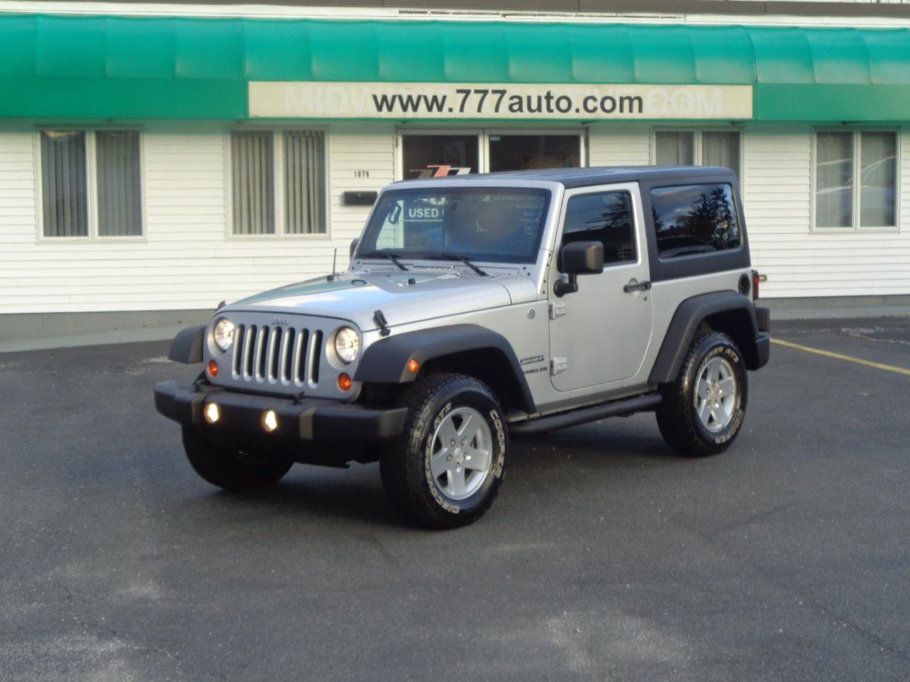 Used 2011 Jeep Wrangler Sport AWD/4WD image 10