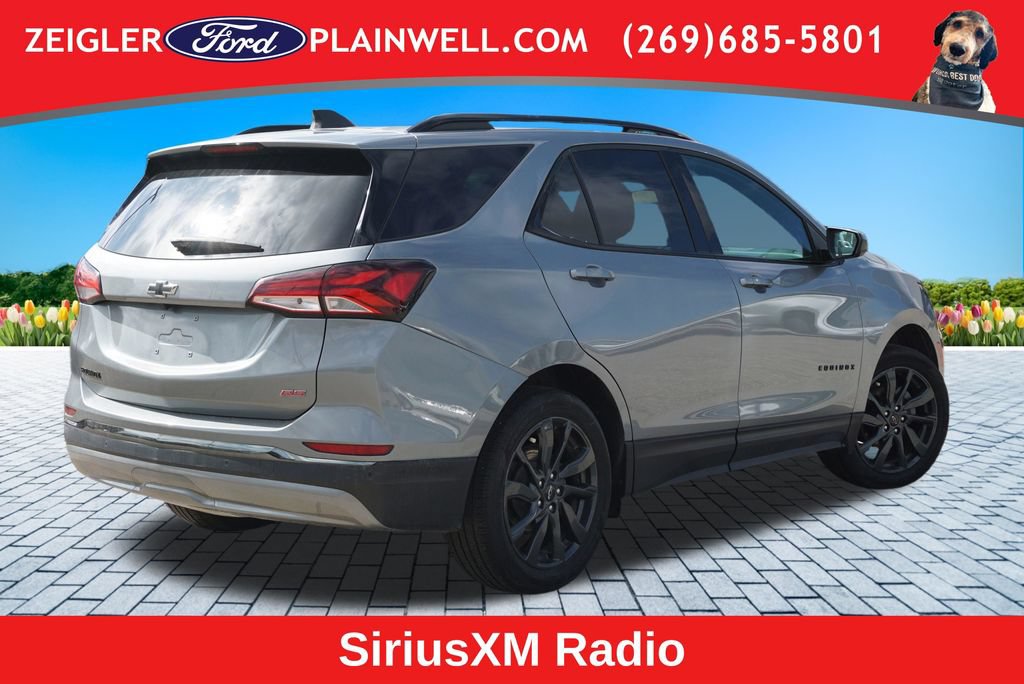 Used 2023 Chevrolet Equinox RS w/ LPO, Floor Liner Package FWD image 5