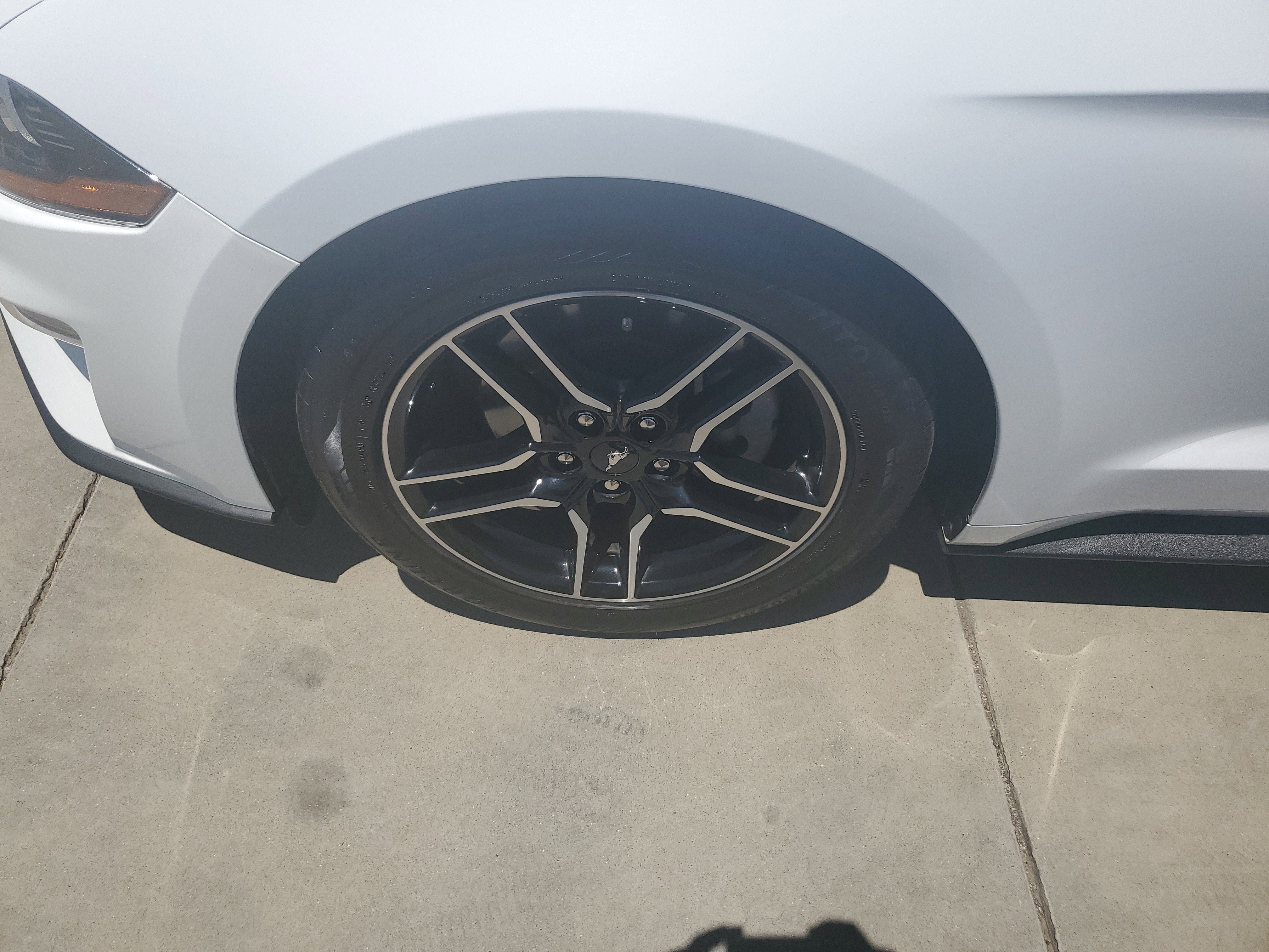 Used 2023 Ford Mustang Premium image 9