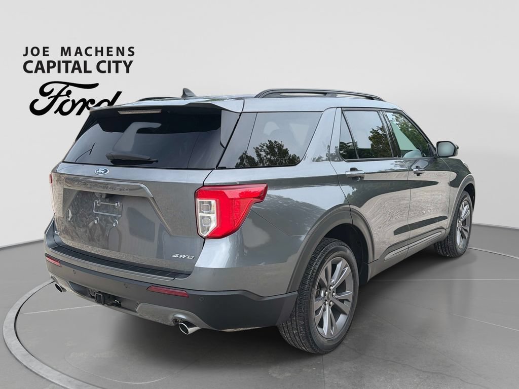 Used 2024 Ford Explorer XLT w/ Equipment Group 202A AWD/4WD image 5