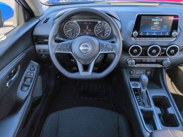 Used 2025 Nissan Sentra SV FWD image 15