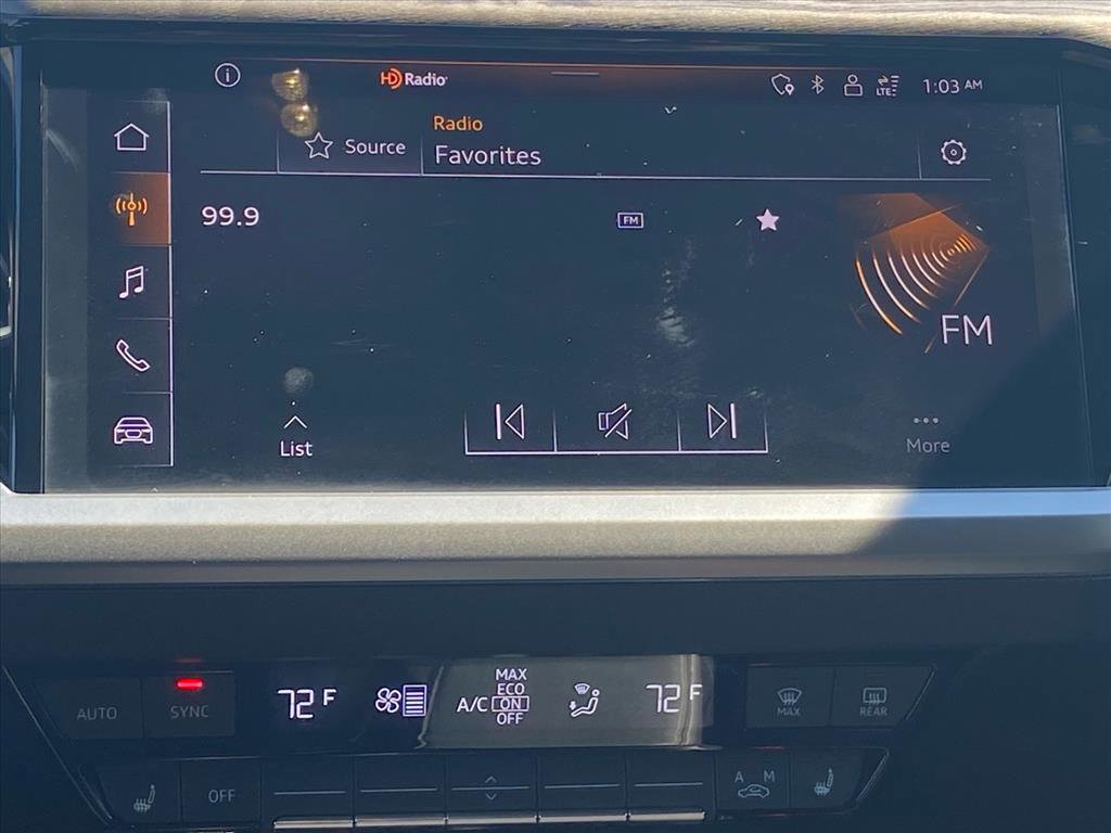 Used 2024 Audi Q4 e-tron Premium w/ Convenience Package image 9