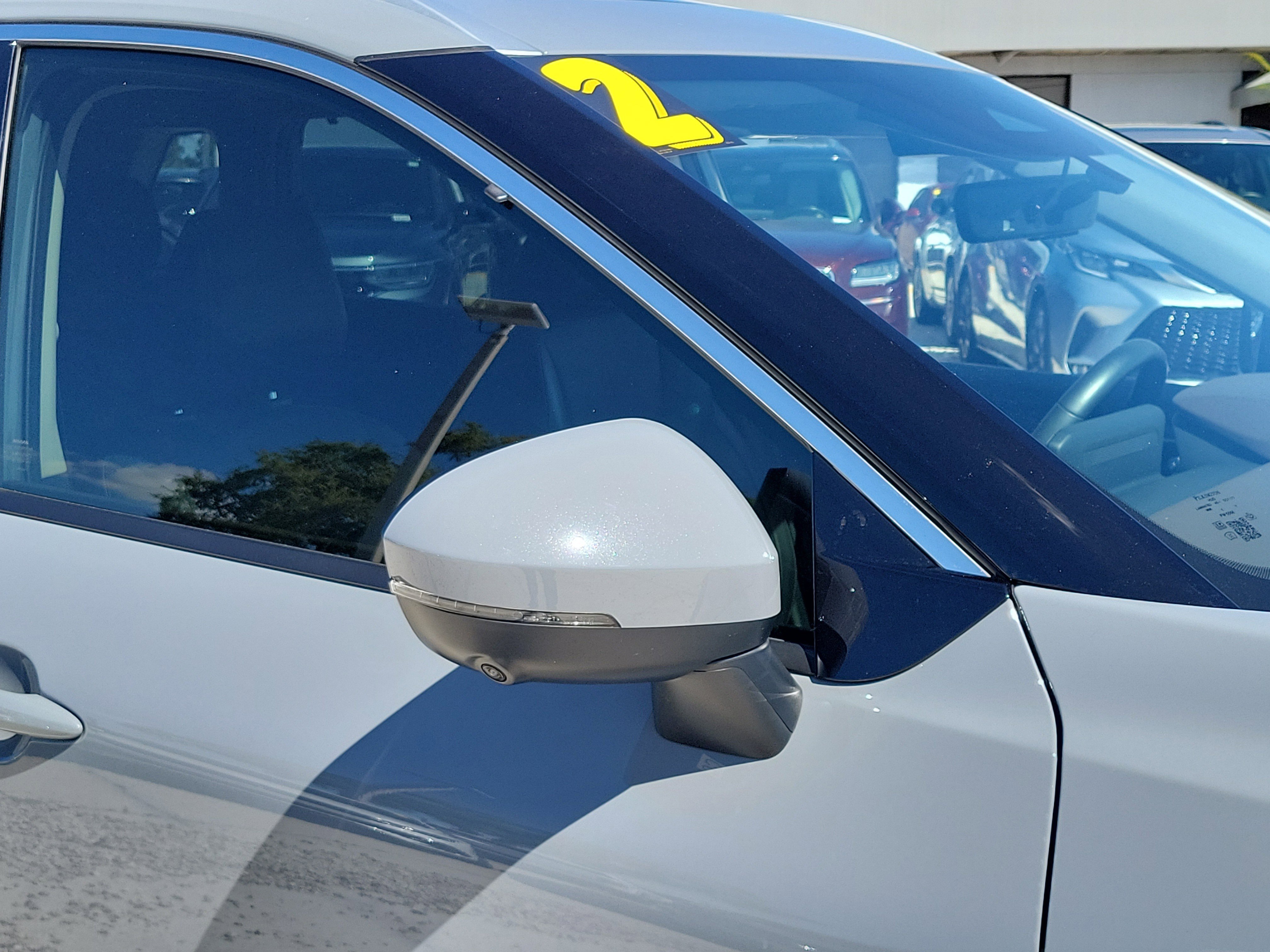 Used 2022 Nissan Rogue Platinum w/ Head-Up Display Package image 9