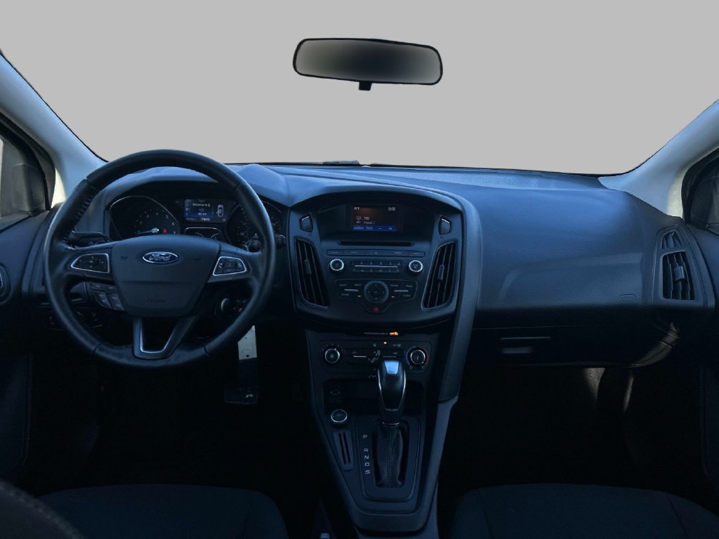 Used 2015 Ford Focus SE w/ SE Sport Package FWD image 19