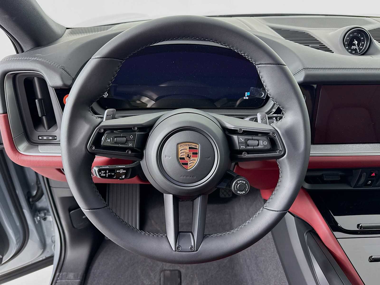 New 2026 Porsche Cayenne image 15