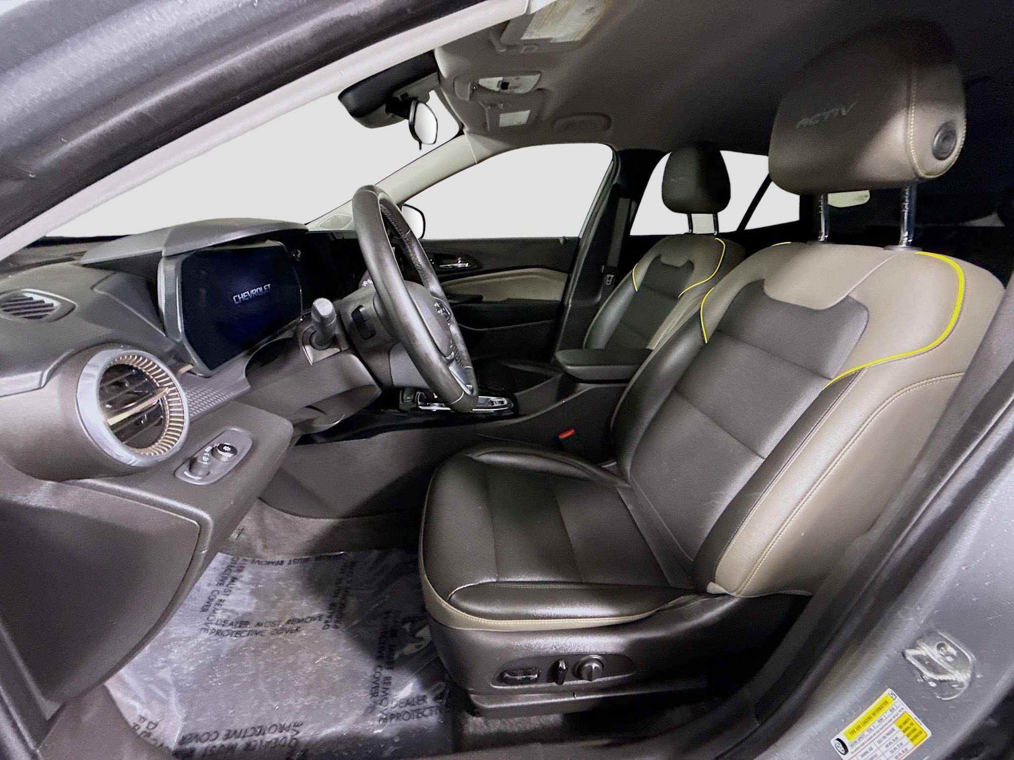 Used 2025 Chevrolet Trax ACTIV w/ Driver Confidence Package FWD image 22