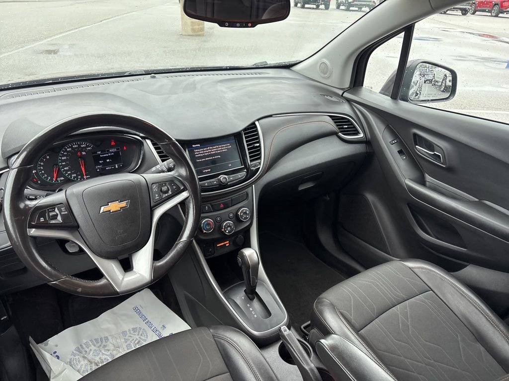 Used 2022 Chevrolet Trax LT w/ Driver Confidence Package AWD/4WD image 18