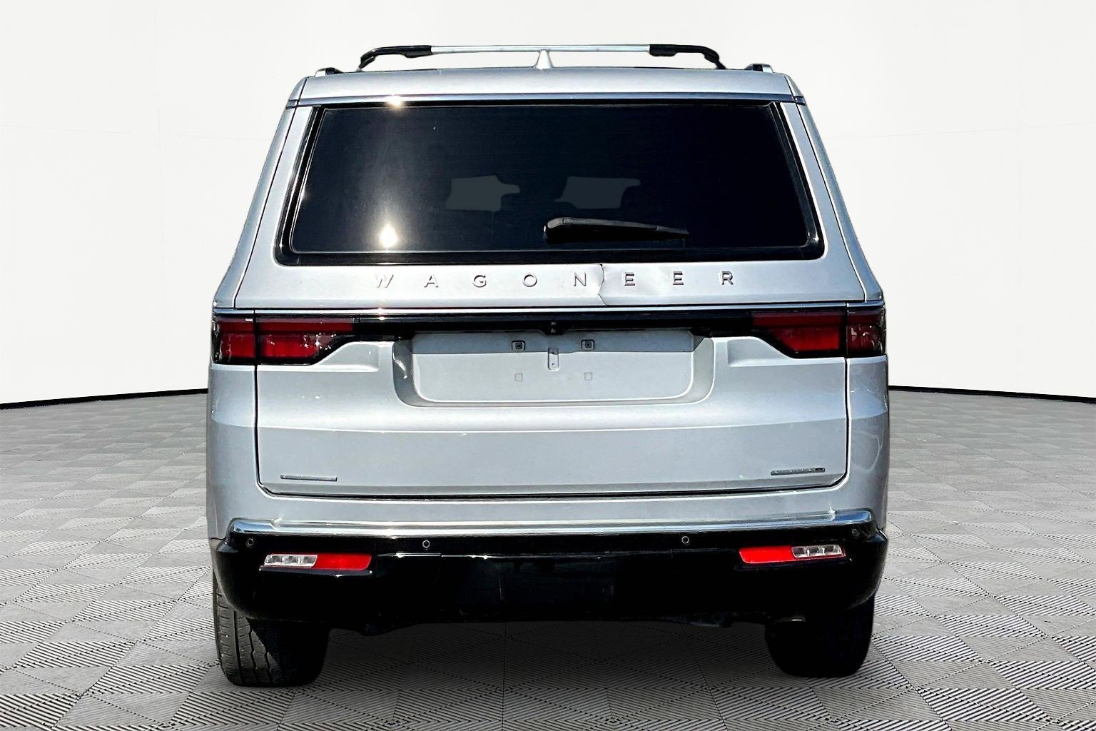 Used 2022 Jeep Wagoneer Series II AWD/4WD image 5