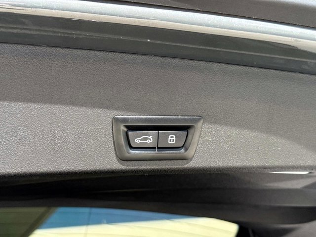 Used 2023 BMW XM AWD/4WD image 12