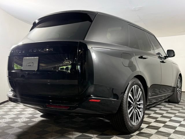 Used 2023 Land Rover Range Rover SE AWD/4WD image 8