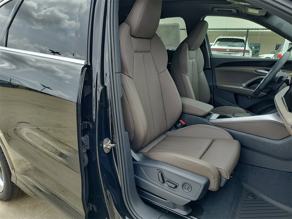 New 2025 Audi Q5 Premium Plus image 13