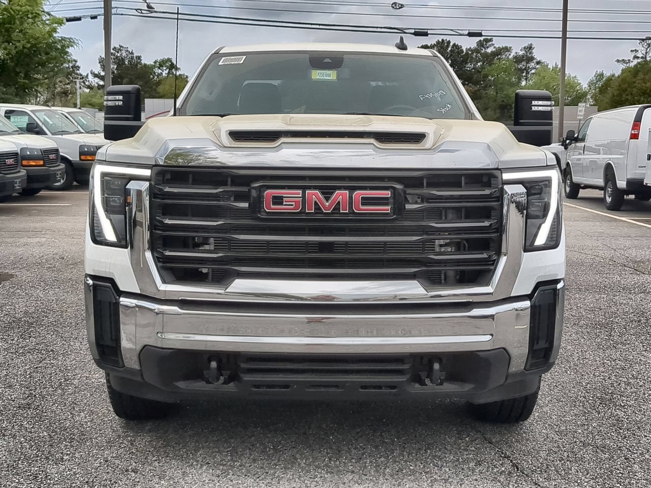 New 2025 GMC Sierra 2500 Pro w/ Convenience Package AWD/4WD image 3