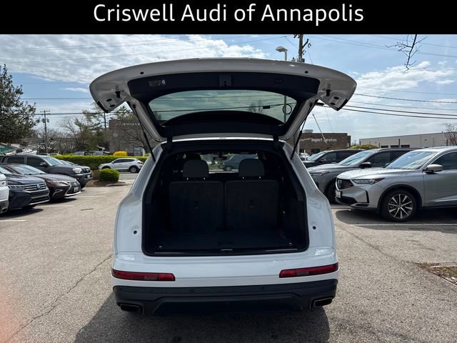 Certified 2025 Audi Q7 2.0T Premium w/ Convenience Plus Package image 12