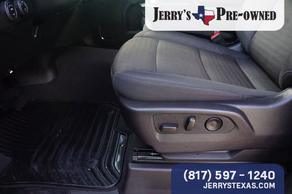 Used 2024 Chevrolet Silverado 1500 LT image 17