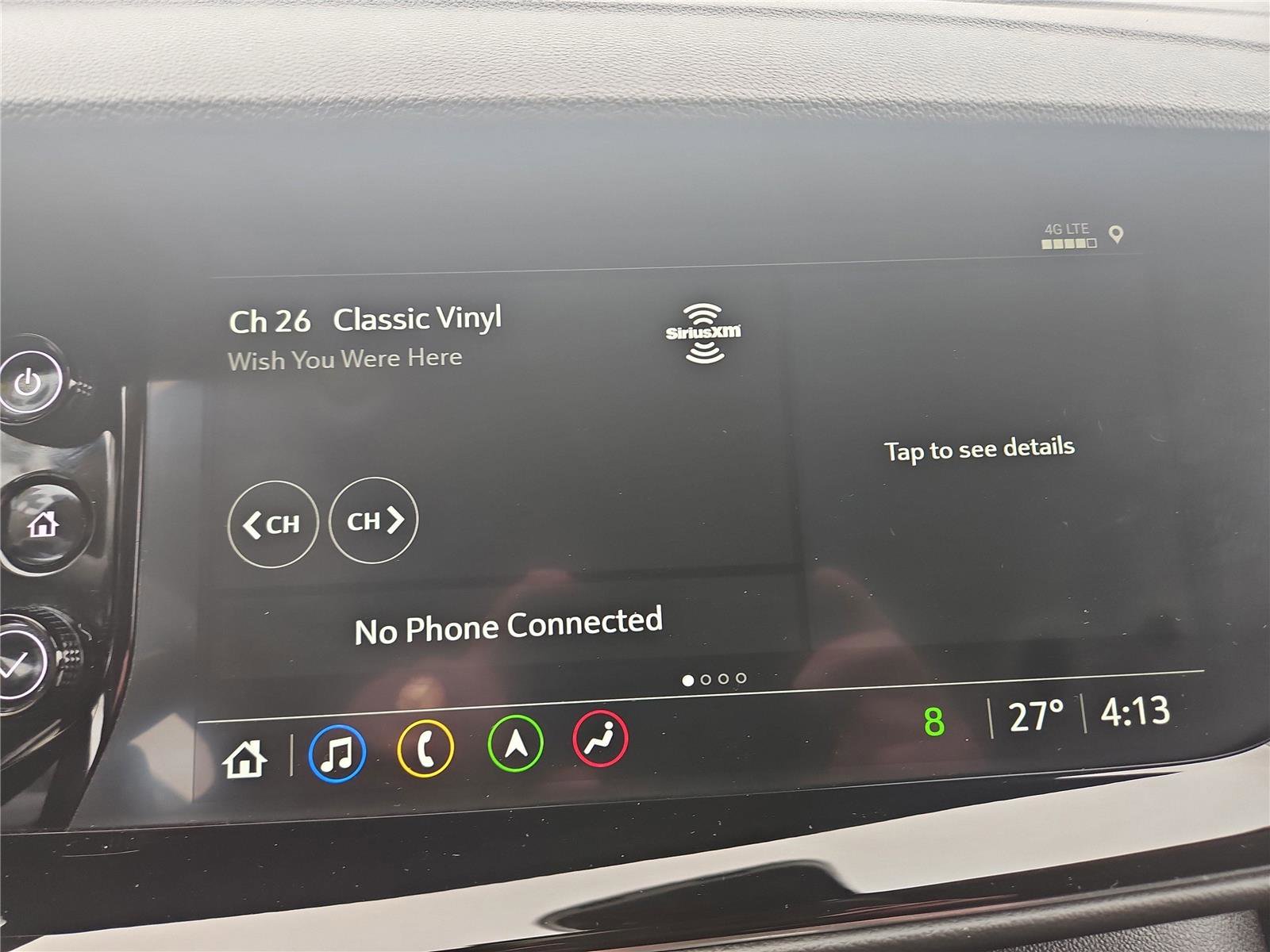 Used 2022 Buick Envision Avenir w/ Technology Package II image 16