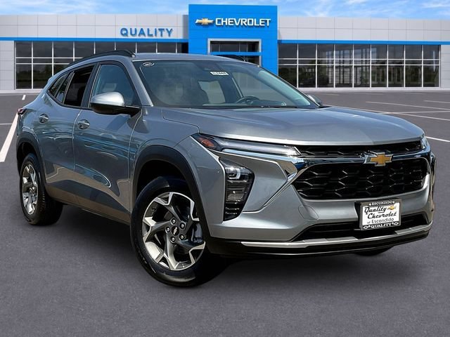 New 2026 Chevrolet Trax LT w/ Driver Confidence Package FWD image 1