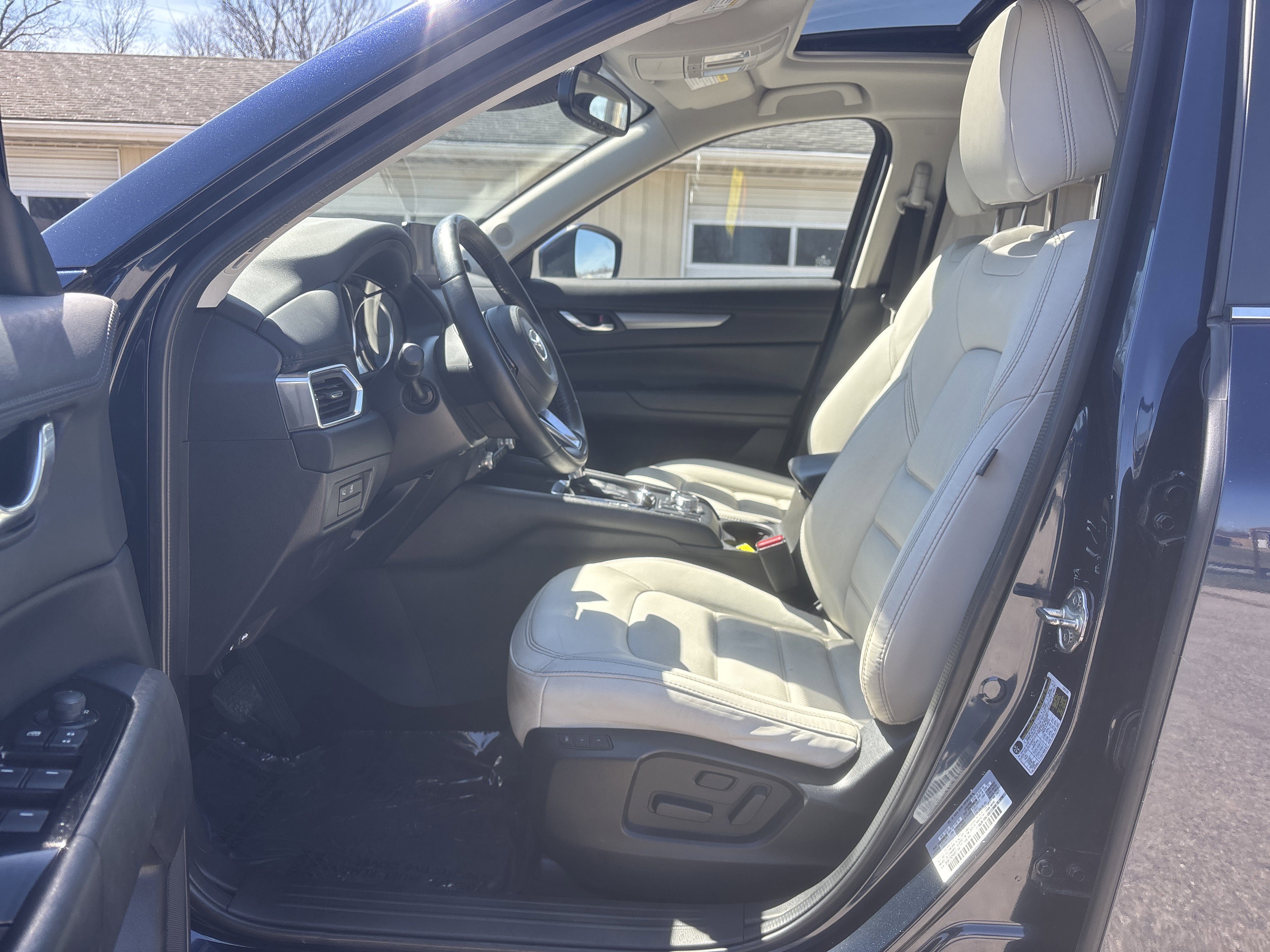 Used 2023 MAZDA CX-5 AWD 2.5 S w/ Preferred Package image 11