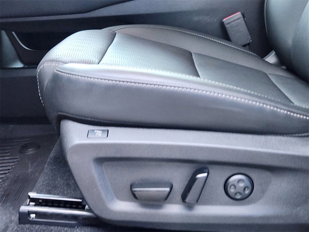 Used 2025 Nissan Murano Platinum w/ Cargo Package image 18