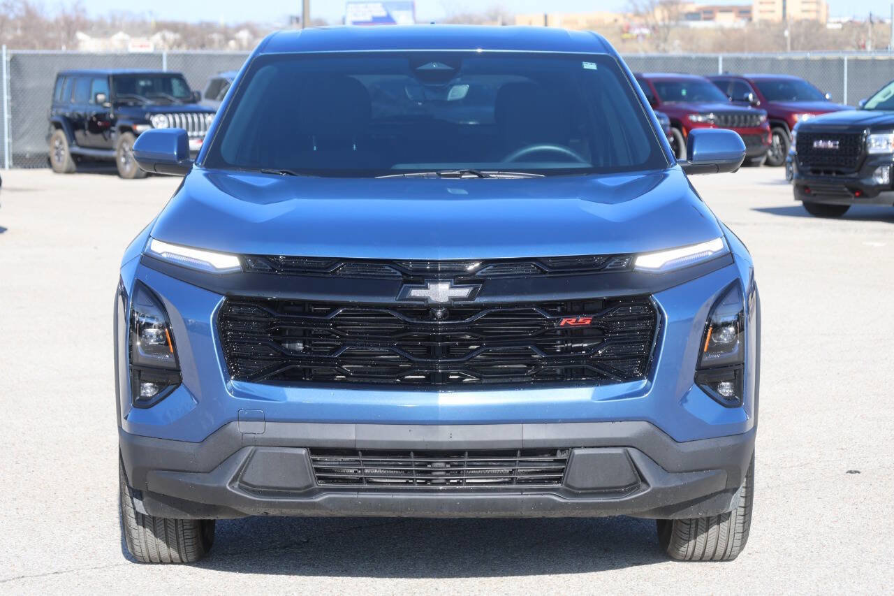 Used 2025 Chevrolet Equinox LT w/ Safety and Technology Package image 5