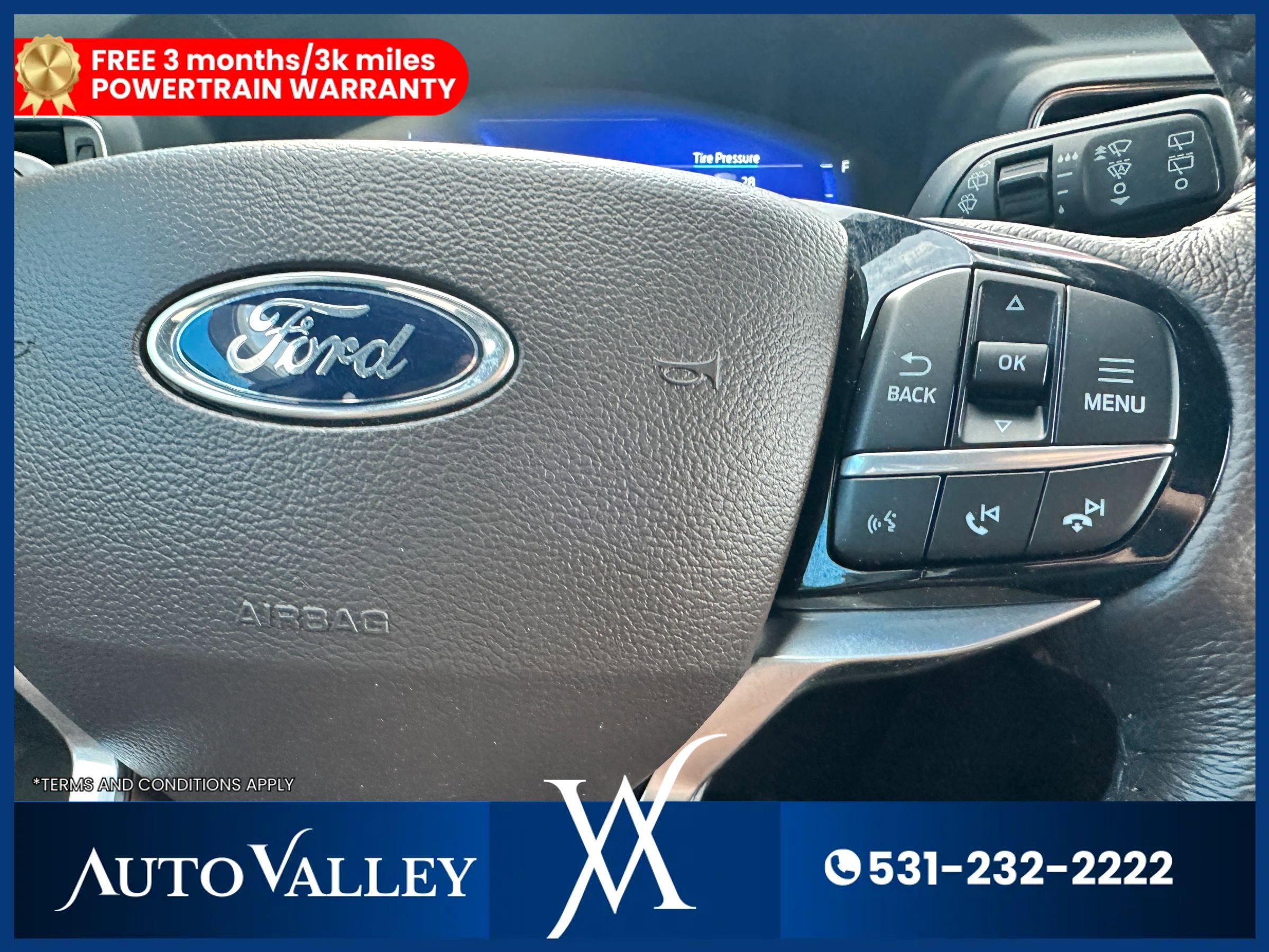 Used 2022 Ford Explorer King Ranch w/ Premium Technology Package image 40