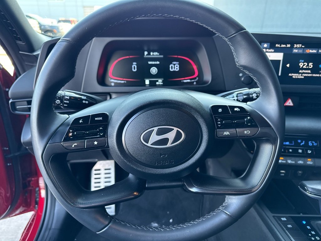 Certified 2025 Hyundai Elantra Sport image 8