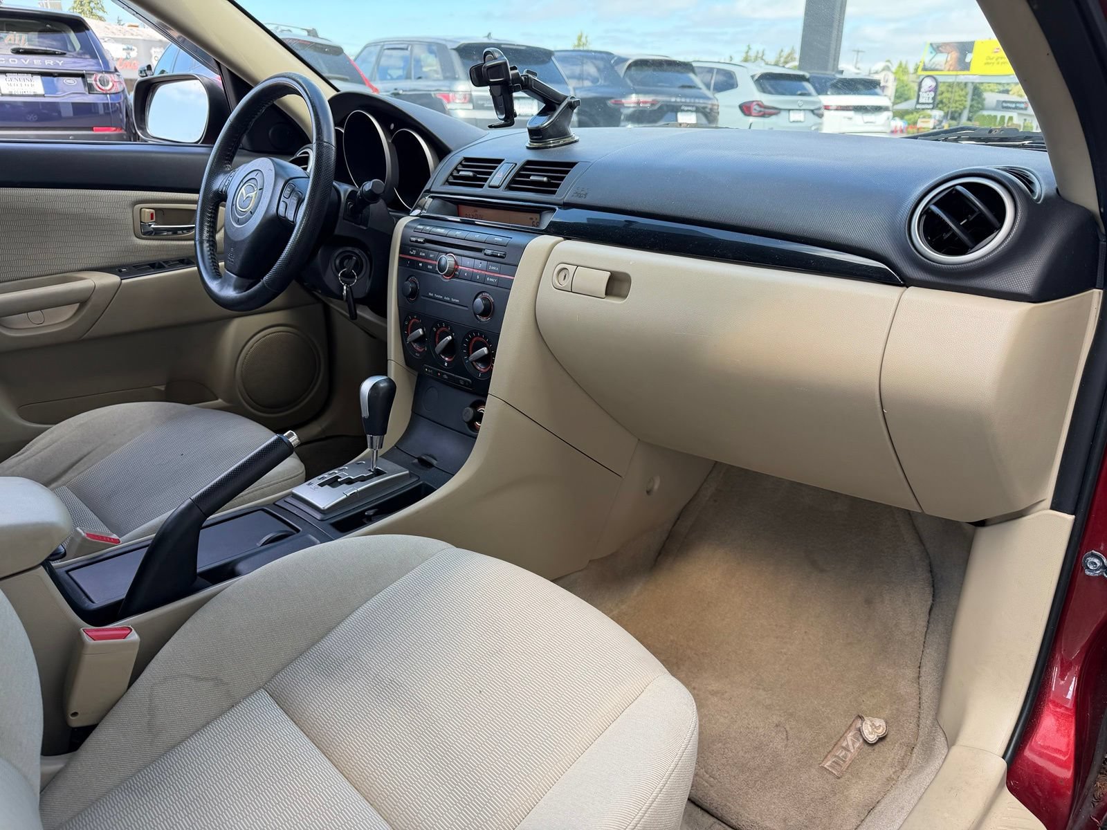 Used 2008 MAZDA MAZDA3 i Touring Value FWD image 21