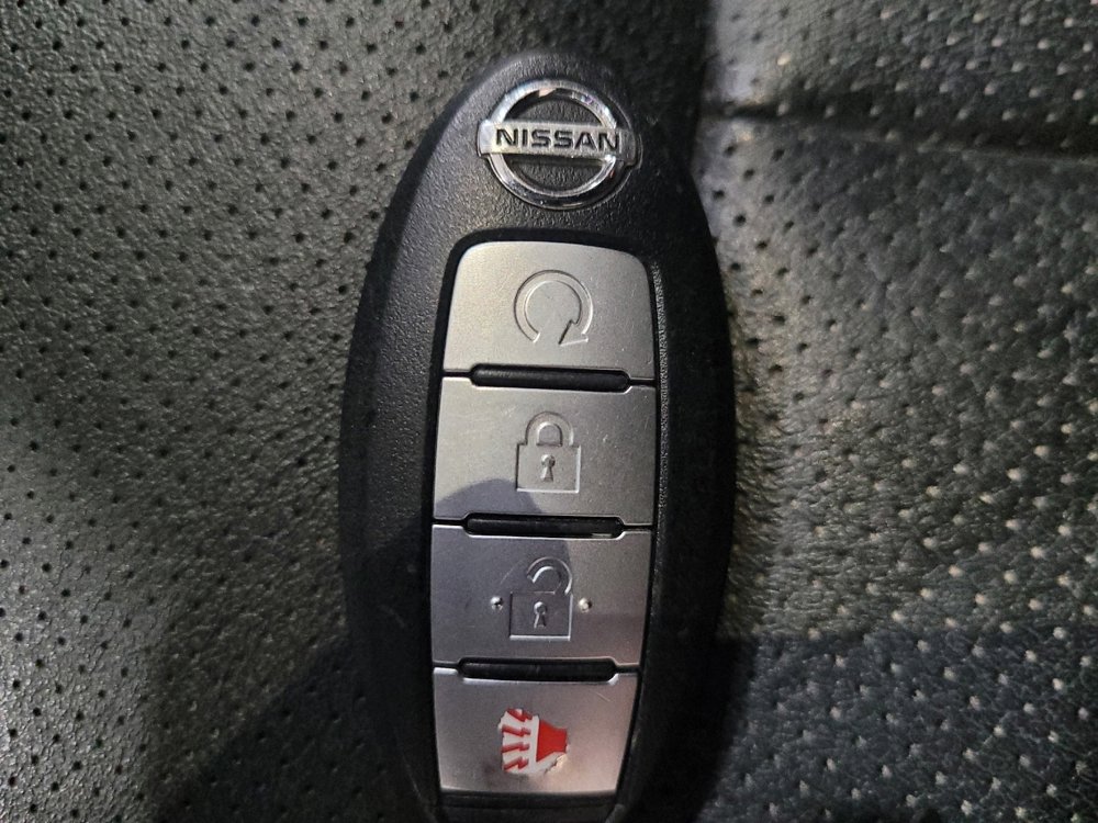 Used 2018 Nissan Rogue Sport SL w/ SL Premium Package AWD/4WD image 32