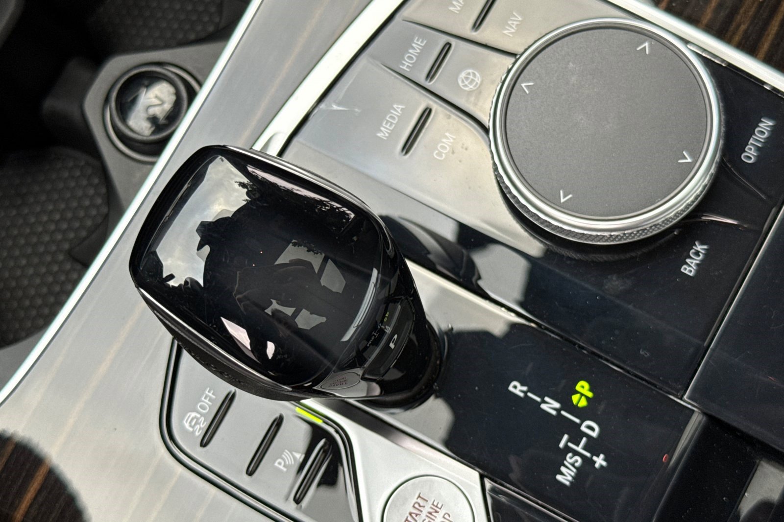 Used 2021 BMW X5 xDrive40i w/ Convenience Package image 26