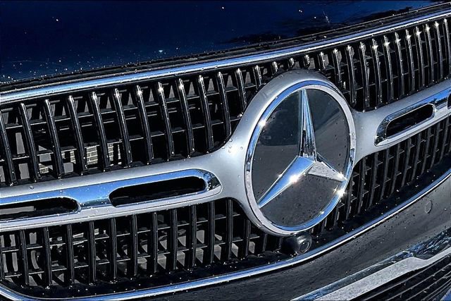 Certified 2023 Mercedes-Benz GLC 300 4MATIC image 35