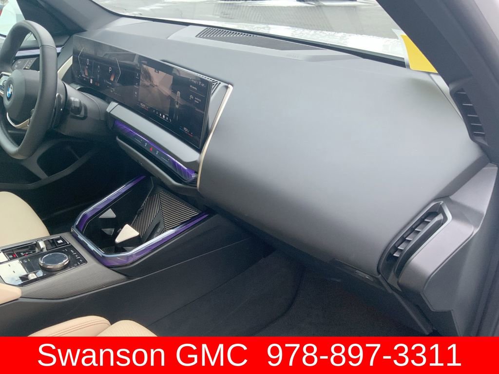 Used 2025 BMW X3 xDrive30i w/ M Sport Package image 33